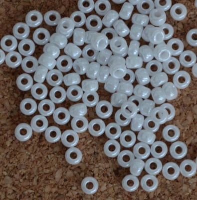 Miyuki Seed 55047 White Size 15 11 8 Chalk White Shimmer Czech 03000-14400 10g
